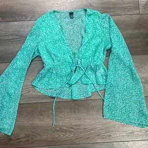 Cropped Sheer floral top